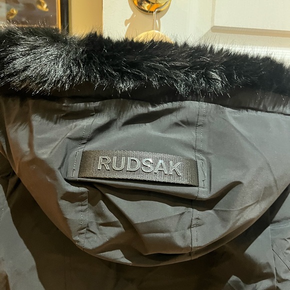 Selling ASAP‼️Rudsak Women’s Jacket - Picture 12 of 16